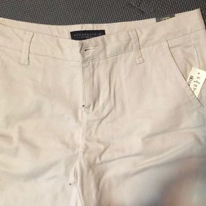 Aeropostale Bermuda kahki shorts